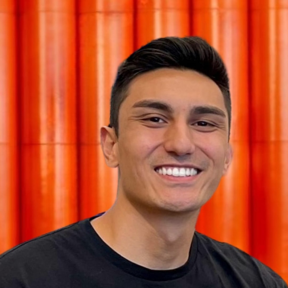 Kevin Borgh, Co-Founder & COO at Custom Fridge Clings